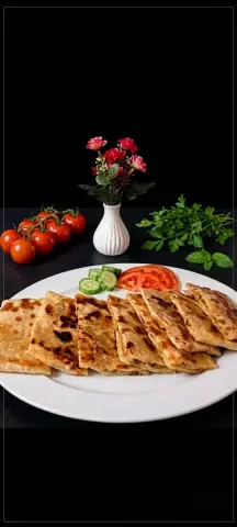 Sucuklu Kaşarlı Gözleme